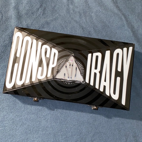 Jeffree Star Other - Shane x Jeffree Conspiracy Palette 🎨